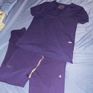 FIGS Navy Scrub Set
